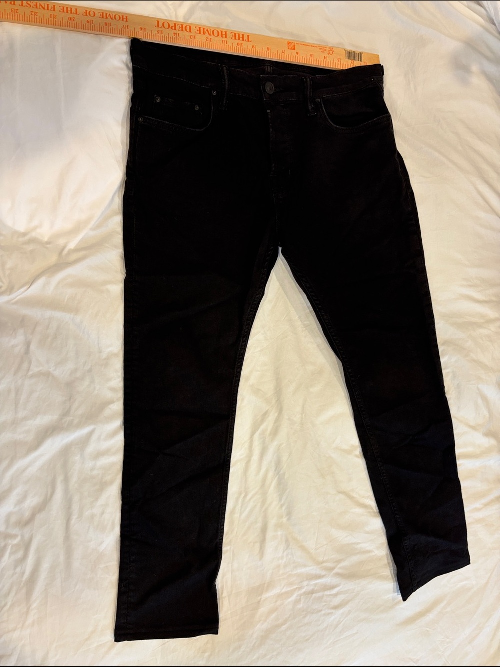 Black Men's Slim Jeans